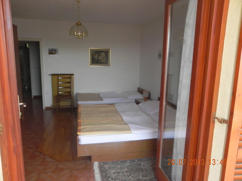 Rooms And Apartments Roza 波尔托罗 外观 照片