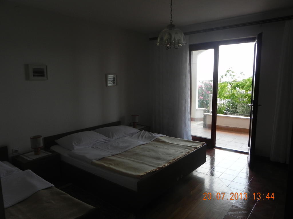 Rooms And Apartments Roza 波尔托罗 外观 照片